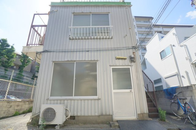 松が丘１　土地の外観|西武新宿線「新井薬師前」駅徒歩6分
西武新宿線「沼袋」駅徒歩14分
都営大江戸線「落合南長崎」駅徒歩15分