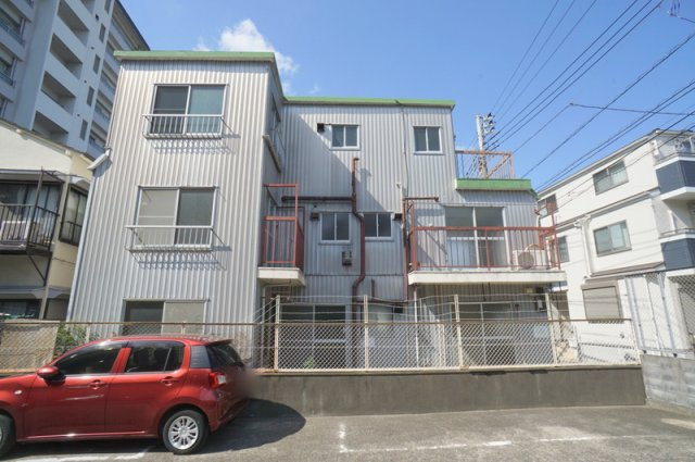 松が丘１　土地の外観|☆土地面積約28.63坪
☆現況鉄骨造の上物有→空渡し予定
☆陽当たり良好