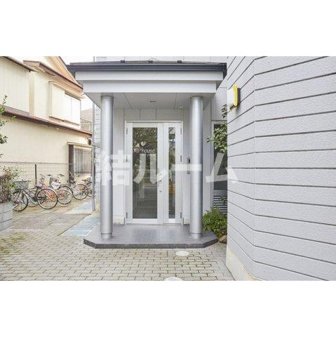 中野区江原町３丁目の賃貸マンションのエントランス