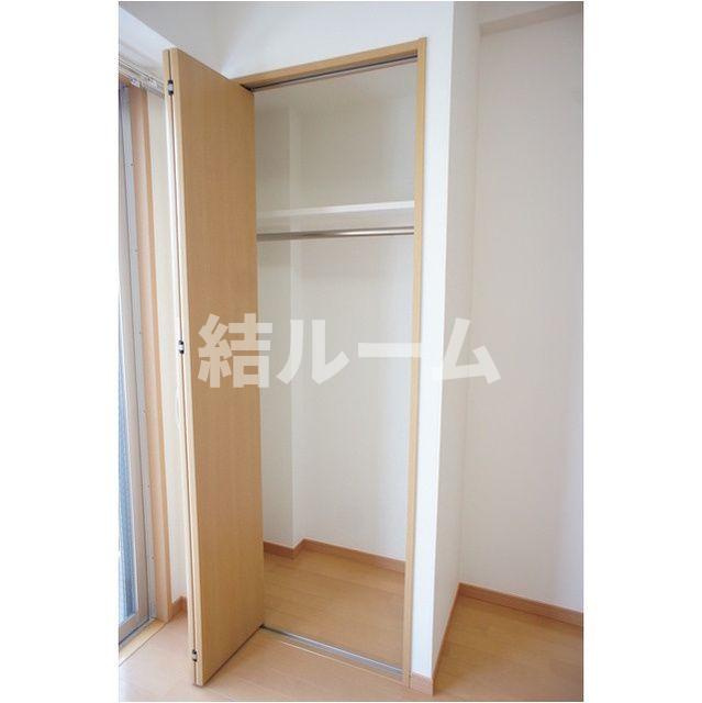 中野区江原町３丁目の賃貸マンションの収納