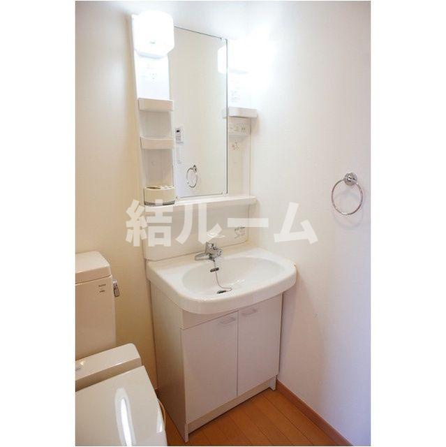 中野区江原町３丁目の賃貸マンションの洗面所