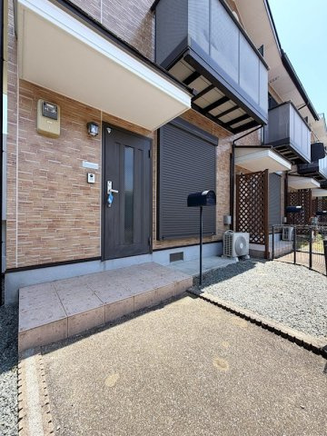 熊本市北区西梶尾町のアパートのエントランス