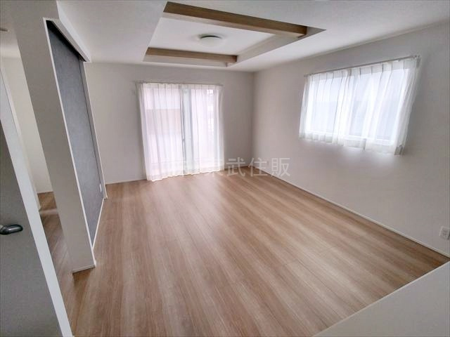 【居間・リビング】の画像