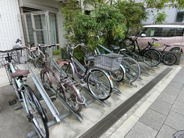 レピュア東向島のその他共用部分|駐輪場