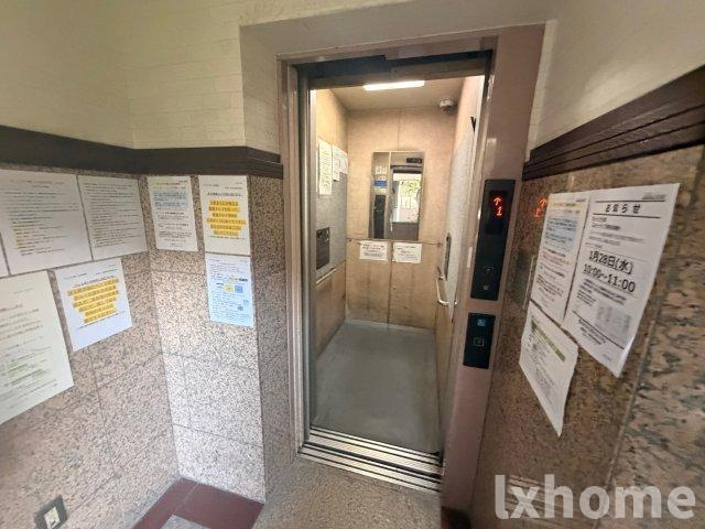 グレーシア大西のエントランス