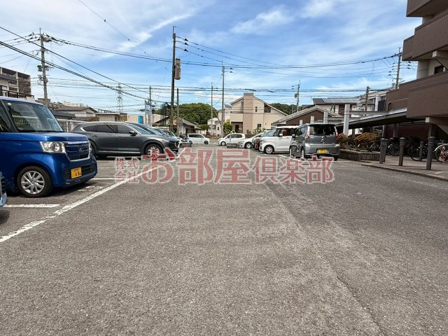 エテルナ・エーカーズの駐車場|駐車スペースもあります