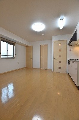 コスモ・ディエースのその他