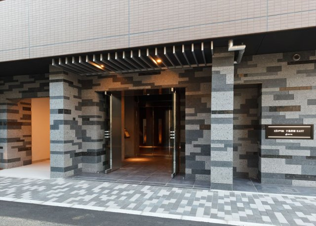 DIPS十条仲原EASTのエントランス