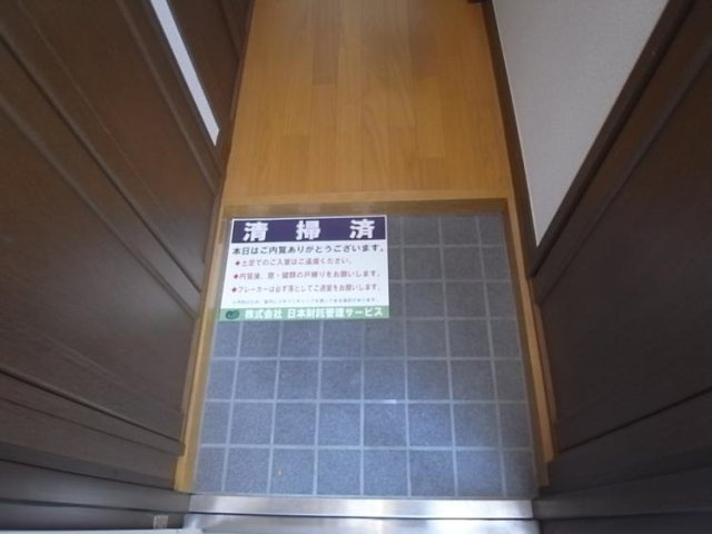 ＳＫフラットの玄関