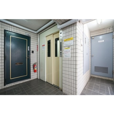 パーソネージュ中板橋の外観|エレベーター