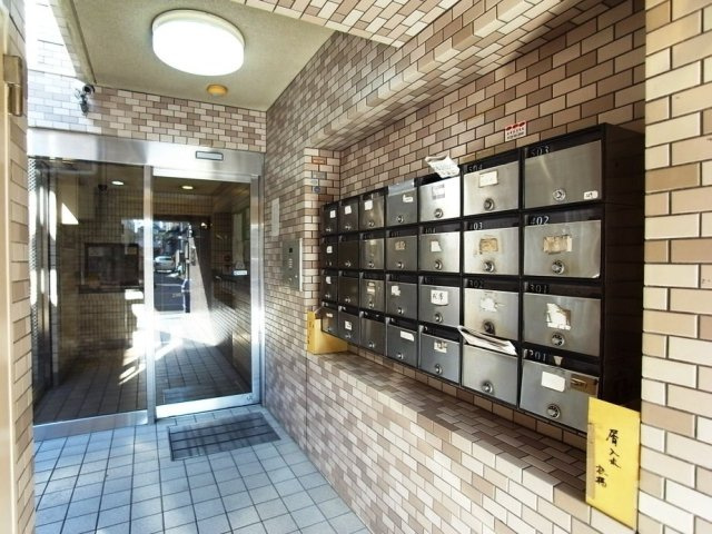 日神パレス板橋のエントランス