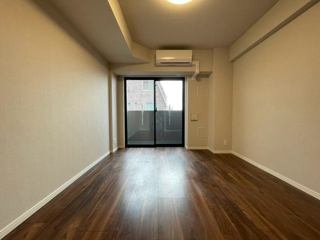 DIPS十条仲原WESTの寝室