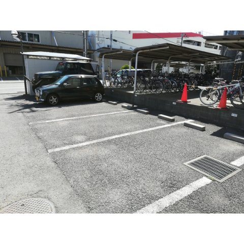 クリソベール本丸の駐車場