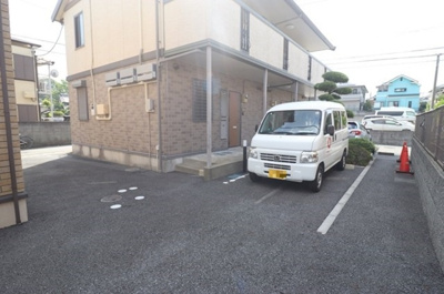 【駐車場】 | ルミナスビラGRANDE | 駐車場