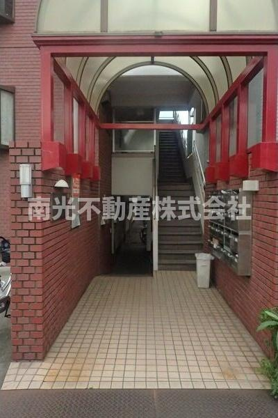 トリプルステーション菱屋西