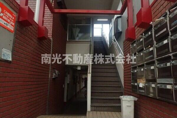 トリプルステーション菱屋西