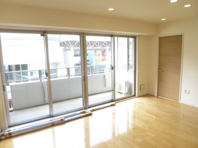 【居間・リビング】 | ビ・ウェル帯屋町
