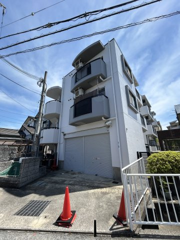 メゾンドマール学園前