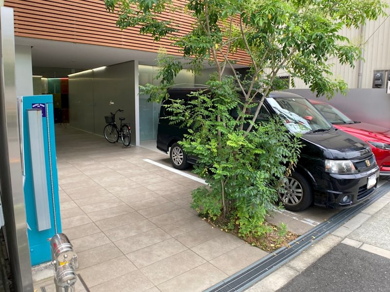 Felis北堀江の駐車場|駐車場があるので、車を買う予定の方も安心です
