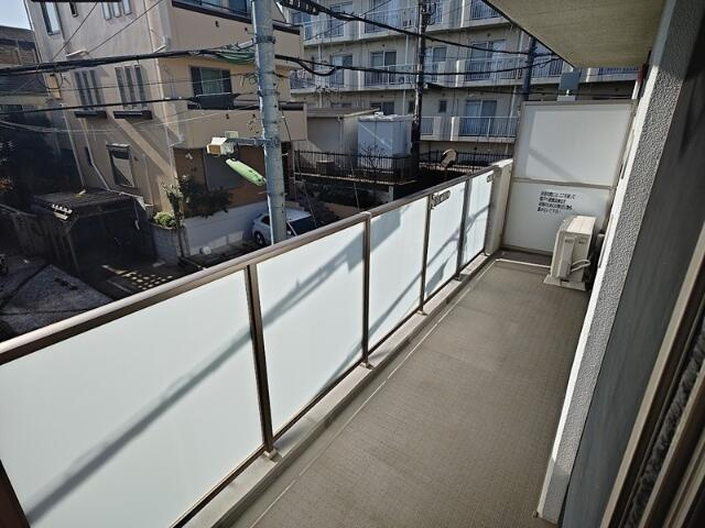 エスティメゾン代沢のバルコニー