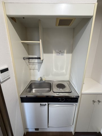 THREE FIELD和田岬のキッチン