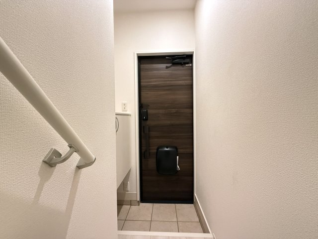 ヴィラ新本町の玄関