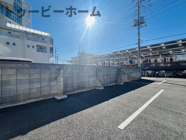 所沢市小手指町１丁目の店舗事務所の駐車場|カースペースがあります