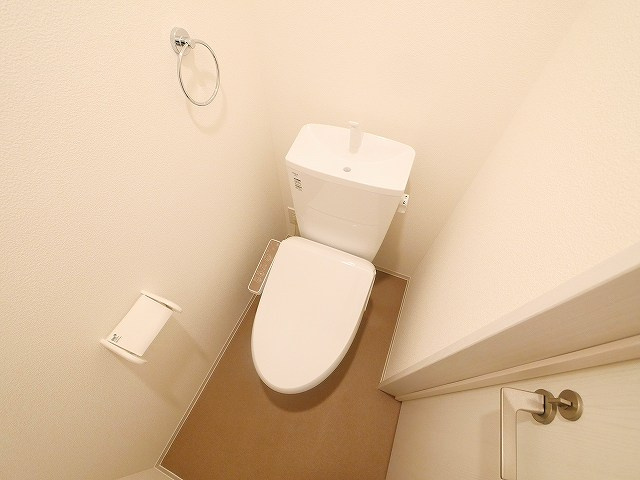 ジーメゾン奈良大安寺のトイレ|シンプルで使いやすいトイレです