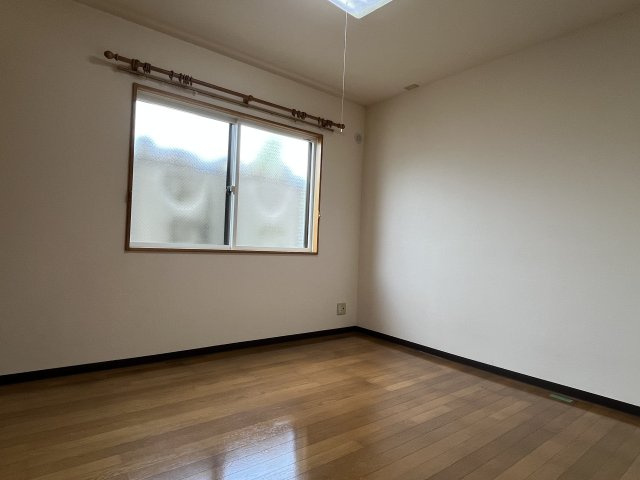 グランデールの洋室