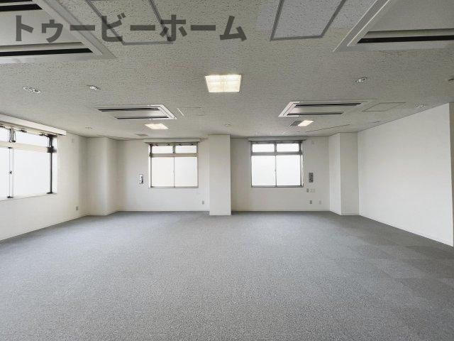 所沢市西所沢１丁目の事務所のロビー|毎日通るロビーはこのようになっています