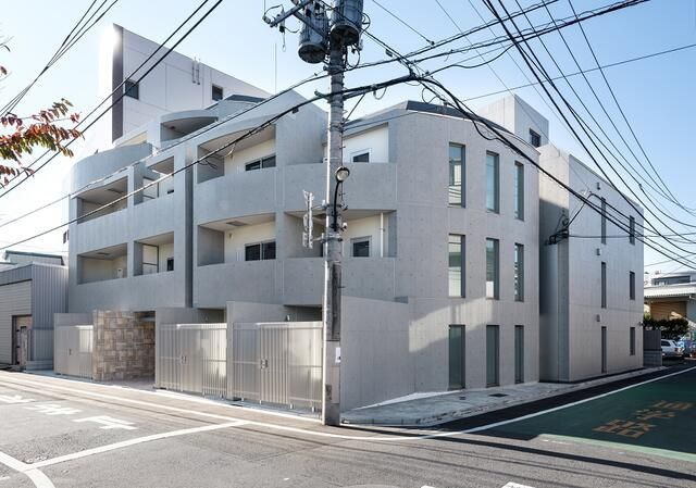 Ｂ　ＣＩＴＹ　ＡＰＡＲＴＭＥＮＴ　ＳＨＩＮＪＵＫＵ　ＮＷの外観