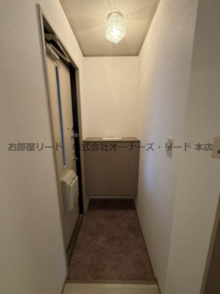 セジュールヒルサイドの玄関