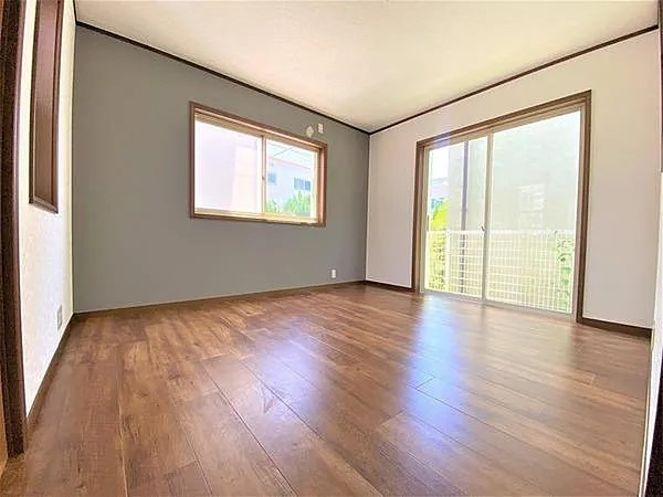 貝塚市新井　中古戸建の居間・リビング