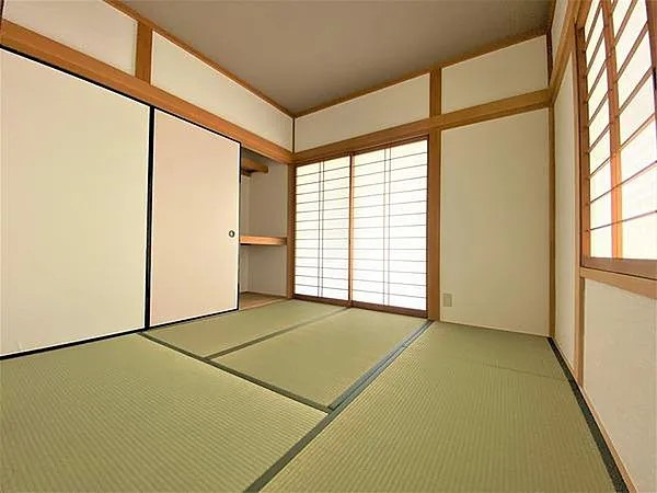 貝塚市新井　中古戸建の和室|1F4.5帖
