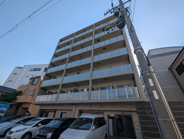 ブロード塚本駅前レジデンスの外観