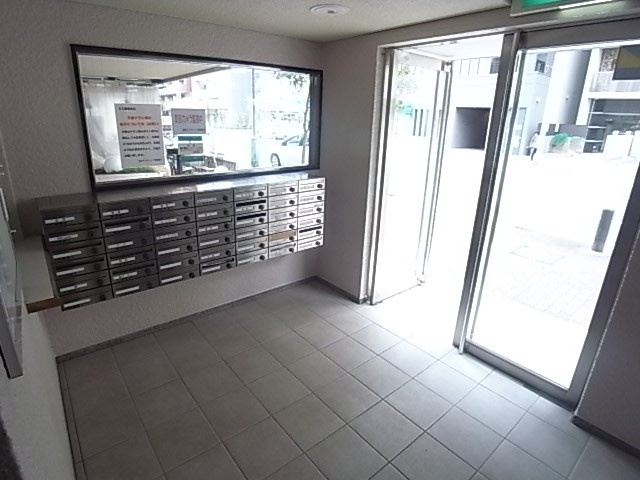 栄町ダイヤハイツの外観