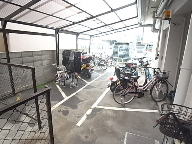 栄町ダイヤハイツの外観
