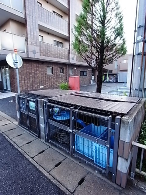 ローランド甲子園の外観