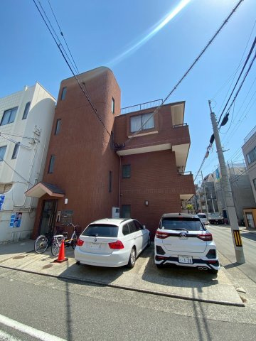 レグルスコートの外観