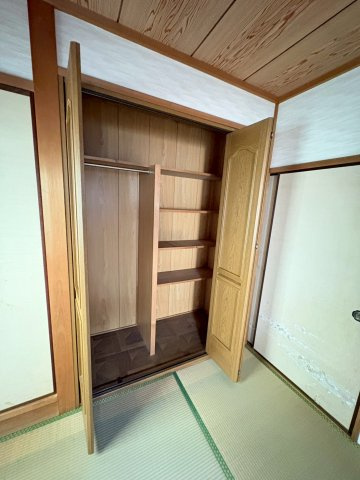 小林（上田）貸家の収納