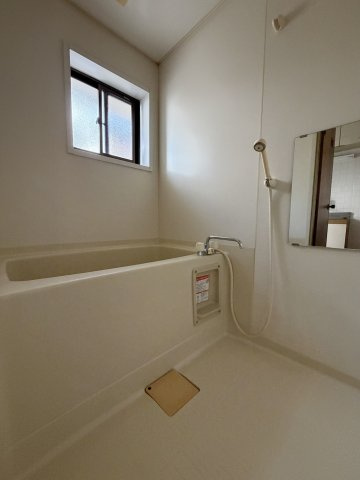 山下ハイツの浴室