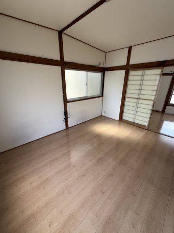 池田広町貸家(北)の洋室