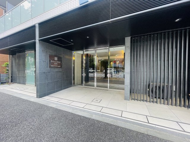 プレセダンヒルズ文京本駒込のエントランス