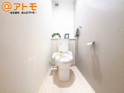 【トイレ】 | 三島市藤代町Ⅲ　新築一戸建て　2号棟 | ２つトイレがあるので朝も混みあわずに使うことができます！