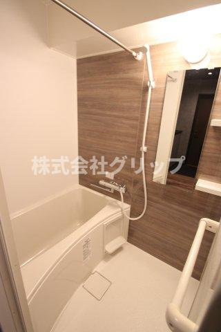 ライオンズマンション野毛山南の浴室