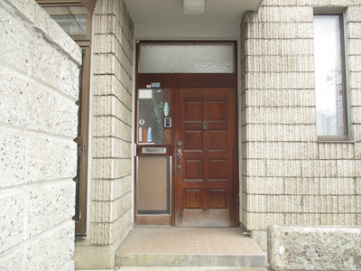 【玄関】 | 岡谷市赤羽３丁目 中古住宅⑨