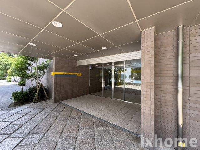 ミリカ・ヒルズⅡ街区(D棟)のエントランス|清潔なエントランスです