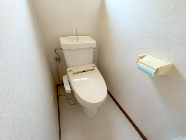 加茂1丁目仲尾アパートのトイレ