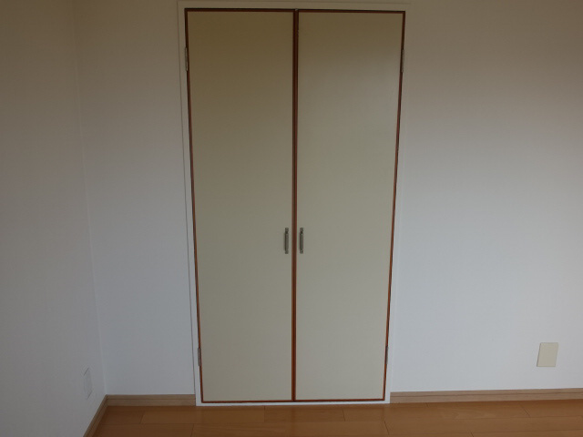 神戸市西区池上１丁目の賃貸マンションの収納