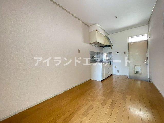 ハイムサモト　陽当たり良好　バストイレ別　温水洗浄便座の居間・リビング